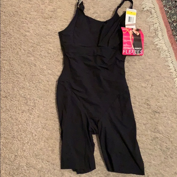 Shapewear - Picture 2 of 4